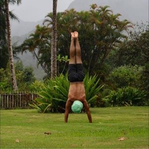 Meet your Posher, Logan